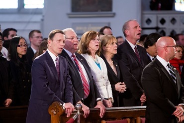 The “Healing Our City” interfaith prayer service to honor those affected by the Boston Marathon bombings, held at the Cathedral of the Holy Cross in Boston April 18.<br /><br /><br /><br /><br /> Pilot photo/ Gregory L. Tracy<br /><br /><br /><br /><br /> 
