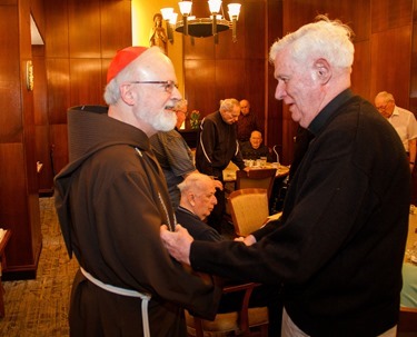 Cardinal O’Malley visits the Regina Cleri residence for retired priests Holy Thursday, March 28, 2013.
Pilot photo by Christopher S. Pineo 
