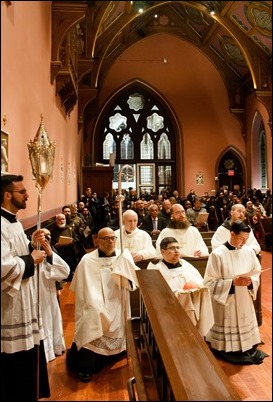 Cardinal Sean P. O’Malley celebrates the Mass of the Lord’s Supper at the Cathedral of the Holy Cross Holy Thursday, April 18, 2019.
Pilot photo/ Jacqueline Tetrault