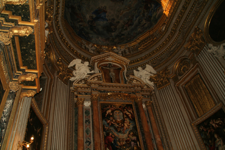 ciesa-nuova-main-altar-2.jpg