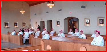 blog2007-08-24-bishops-mass-group-left.jpg