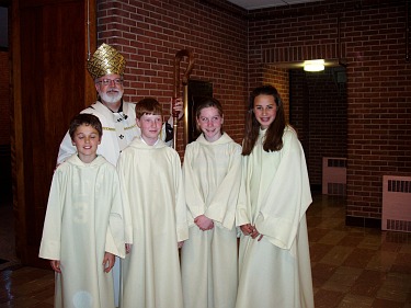 mariol-altar-servers-1.jpg