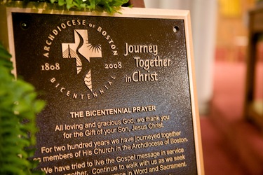 Mass to close the bicentennial of the the Archdiocese of Boston, Nov. 23, 2008 at the Cathedral of the Holy Cross.<br /> Pilot photo/ Gregory L. Tracy