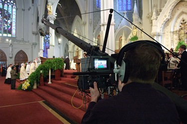 Mass to close the bicentennial of the the Archdiocese of Boston, Nov. 23, 2008 at the Cathedral of the Holy Cross.<br /> Pilot photo/ Neil W. McCabe