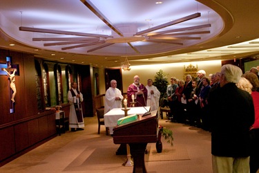 Boston members of the Order of Malta gather at the Pastoral Center of the Archdiocese of Boston Dec. 2, 2008 for Mass with Cardinal Sean P. O'Malley and a fund raising dinner.
Pilot photo/ Neil W. McCabe