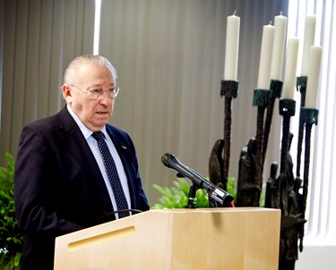 Cardinal Walter Kasper attends the rededication of the Yom HaShoah Menorah at the Boston Archdiocese’s pastoral center March 25, 2009.<br /> Pilot photo/ Gregory L. Tracy<br /> 