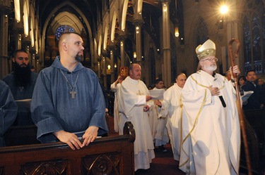 Bilingual Mass for Holy Thursday with Cardinal Sean P. O'Malley at the Cathedral of the Holy Cross in Boston, Thursday, April 9, 2009. (Photo/Lisa Poole)