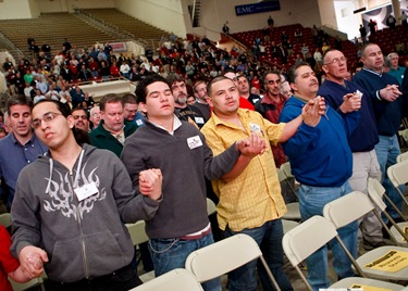 Boston Catholic Men's Conference, April 18, 2009, Boston College's Conte Forum.   Pilot photo/ Gregory L. Tracy