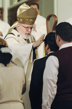 Easter vigil with Cardinal Sean P. O'Malley at the Cathedral of the Holy Cross in Boston, Saturday, April 11, 2009. (Photo/Lisa Poole)