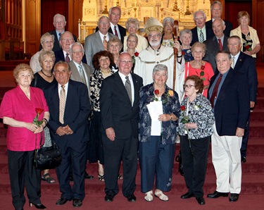 Couples celebrating their 25th and 50th wedding anniversaries participate in a special Mass with Cardinal Sean P. O’Malley at the Cathedral of the Holy Cross June 7, 2009. Photo by Gregory L. Tracy, The Pilot 