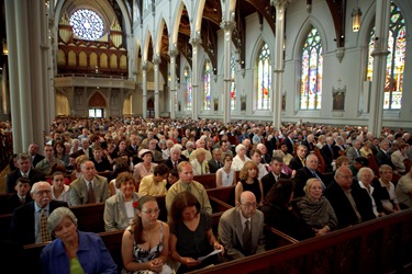 Couples celebrating their 25th and 50th wedding anniversaries participate in a special Mass with Cardinal Sean P. O’Malley at the Cathedral of the Holy Cross June 7, 2009. Photo by Gregory L. Tracy, The Pilot 