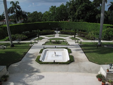 A delegation of three U.S. Catholic bishops, including Cardinal Seán P. O’Malley visits Cuba on behalf of the U.S. Conference of Catholic Bishops, August 17-21, 2009.