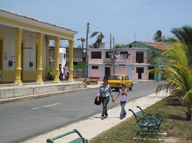 A delegation of three U.S. Catholic bishops, including Cardinal Seán P. O’Malley visits Cuba on behalf of the U.S. Conference of Catholic Bishops, August 17-21, 2009.