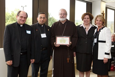 Secretary of Education and Superintendent of Schools for the Archdiocese of Boston Mary Grassa O’Neill and Cardinal Seán P. O’Malley host a “Celebration on Education” for principals and pastors at the archdiocese’s Pastoral Center Sept. 16, 2009.
Pilot photo/ Gregory L. Tracy
