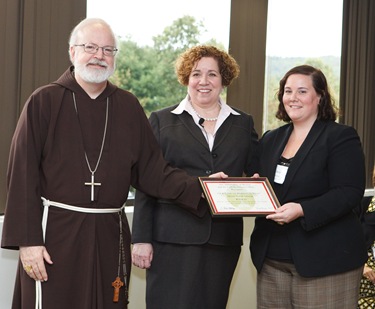 Secretary of Education and Superintendent of Schools for the Archdiocese of Boston Mary Grassa O’Neill and Cardinal Seán P. O’Malley host a “Celebration on Education” for principals and pastors at the archdiocese’s Pastoral Center Sept. 16, 2009.
Pilot photo/ Gregory L. Tracy
