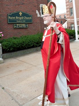 Cardinal Seán P. O’Malley celebrates opening Mass and tours South Boston Catholic Academy Sept. 9, 2009.
Pilot photo/ Gregory L. Tracy
