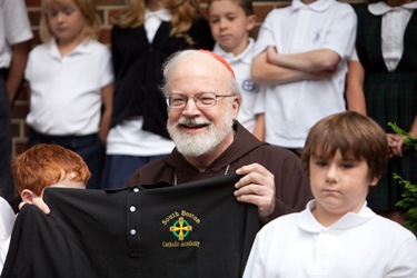 Cardinal Seán P. O’Malley celebrates opening Mass and tours South Boston Catholic Academy Sept. 9, 2009.
Pilot photo/ Gregory L. Tracy
