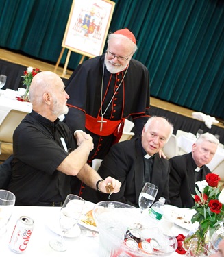 Cardinal O'malley celebrates his jubilee with the priests of the archdiocese at St. Theresa of Avila Parish, west Roxbury Sept. 24, 2009. Pilot photo/ Gregory L. Tracy  