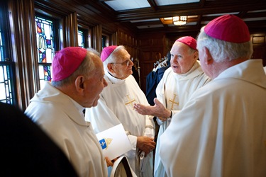 Cardinal O'malley celebrates his jubilee with the priests of the archdiocese at St. Theresa of Avila Parish, west Roxbury Sept. 24, 2009. Pilot photo/ Gregory L. Tracy  