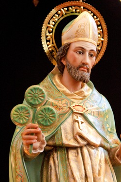 Cardinal Sean P. O'Malley celebrates St. Patrick's Day Mass at Boston's Cathedral of the Holy Cross March 17, 2010. Pilot photo by Gregory L. Tracy