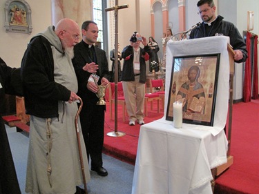 Third Annual Eucharistic Congress, Sacred Heart Church, North End, April 24, 2010.  Pilot photo/ jim Lockwood. 