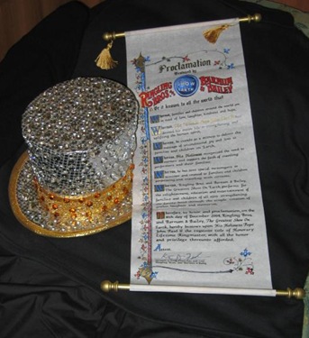 Hat_and_Scroll_presented_to_JPII_Dec__04__creacted_by_Kenneth_and_Nicole_Feld__op_600x800