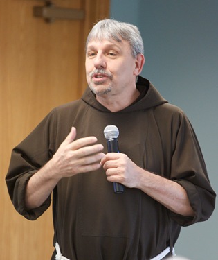 Cardinal Sean meets with Superiors of Women Religious at the Pastoral Center May 20, 2010. Photo by Gregory L. Tracy, The Pilot 