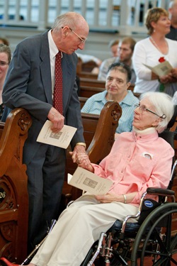 Couples celebrating their 25th, 50th and 60th anniversaries attend the Wedding Anniversary Mass celebrated by Cardinal Sean P. O'Malley June 13, 2010 at the Cathedral of the Holy Cross in Boston. Pilot photo by Gregory L. Tracy