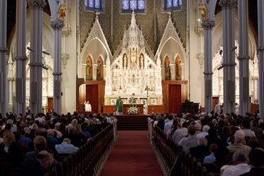 Couples celebrating their 25th, 50th and 60th anniversaries attend the Wedding Anniversary Mass celebrated by Cardinal Sean P. O'Malley June 13, 2010 at the Cathedral of the Holy Cross in Boston. Pilot photo by Gregory L. Tracy