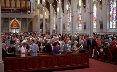 Couples celebrating their 25th, 50th and 60th anniversaries attend the Wedding Anniversary Mass celebrated by Cardinal Sean P. O'Malley June 13, 2010 at the Cathedral of the Holy Cross in Boston. Pilot photo by Gregory L. Tracy