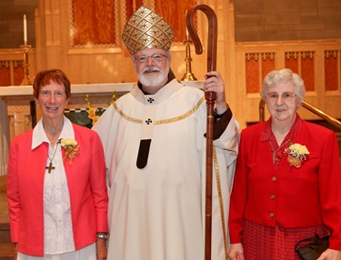 Mass of Women Religious celebrating jubilees, Sept. 12, 2010 at St. Theresa's Church West Roxbury, Mass. Pilot photo by Gregory L. Tracy 