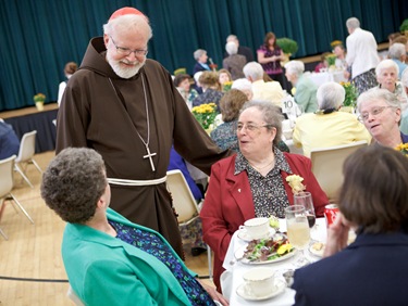 Mass of Women Religious celebrating jubilees, Sept. 12, 2010 at St. Theresa's Church West Roxbury, Mass. Pilot photo by Gregory L. Tracy 