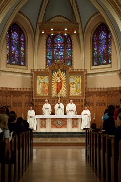 Cardinal Seán P. O’Malley celebrates the opening Mass of Quincy Catholic Academy at Sacred Heart Church Sept. 8, 2010. Following the Mass, Cardinal O’Malley was given a tour of the school’s facilities by principal Catherine Cameron.
Photo by Gregory L. Tracy/ The Pilot
