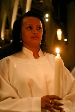 Cardinal Sean P. O'Malley celebrates the Easter Vigil April 23, 2011 at the Cathedral of the Holy Cross.  Pilot photo by Jim Lockwood