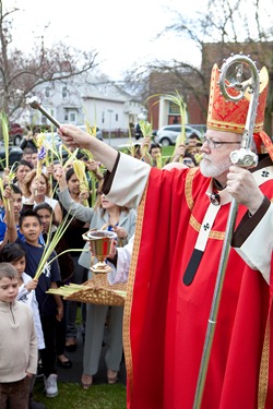 Cardinal O’Malley celebrates Palm Sunday, April 17, 2011, with Immaculate Conception Parish in Revere. Pilot photo/ Gregory L. Tracy