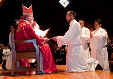 Cardinal O’Malley celebrates Palm Sunday, April 17, 2011, with Immaculate Conception Parish in Revere. Pilot photo/ Gregory L. Tracy