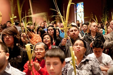 Cardinal O’Malley celebrates Palm Sunday, April 17, 2011, with Immaculate Conception Parish in Revere. Pilot photo/ Gregory L. Tracy