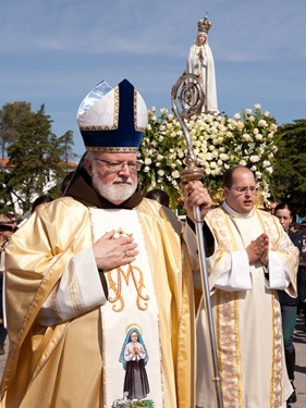 Peregrinacao Internacional Aniversaria de 13 de Maio de 2011