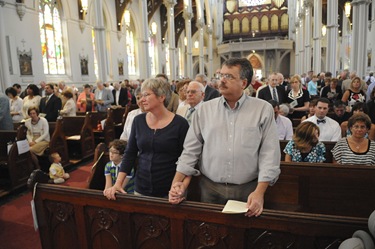 Wedding Anniversary Mass at the Cathedral of the Holy Cross in Boston, Sunday, June 26, 2011. (Photo/Lisa Poole)