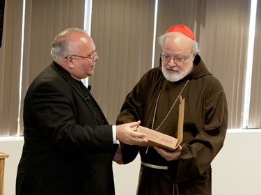 Msgr. Andrew Wadsworth executive director of the International Commission on English in the Liturgy (ICEL) speaks at the Archdiocese of Boston's Pastoral Center Sept. 28, 2011. Photo by Gregory L. Tracy, The Pilot