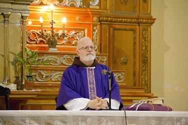 Mass and dinner with Boston Pilgrims in Havana, Cuba, March 27, 2012. Photo by Gregory L. Tracy, The Pilot 