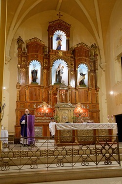 Mass and dinner with Boston Pilgrims in Havana, Cuba, March 27, 2012. Photo by Gregory L. Tracy, The Pilot 