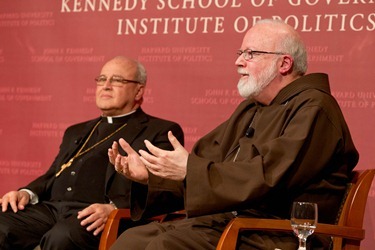 Cardinal Jaime Ortega of Havana and Cardinal Seán P. O’Malley of Boston participate in a forum “Church and Community: A Dialogue About the Role of the Catholic Church in Cuba” at the Harvard Kennedy School of Government in Cambridge, Mass. April 24, 2012.  The discussion was moderated by Jorge Dominguez, the Vice Provost for International Affairs at Harvard.
Pilot photo/ Gregory L. Tracy
