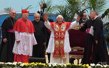 Pope Benedict XVI waves as he attends a meeting at San Siro stadium in Milan June 2. The pope was in Milan for the 2012 World Meeting of Families.  (CNS photo/Maria Grazia Picciarella, pool) (June 4, 2012) See stories marked FAMILIES- June 1-4, 2012.

