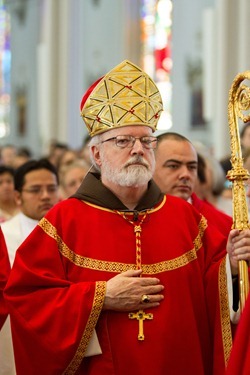 Members of the new ecclesial movement and realities celebrate the Pentecost Vigil with Cardinal Sean P. O’Malley at the Cathedral of Holy Cross May 26, 2012. Pilot photo/ Gregory L. Tracy