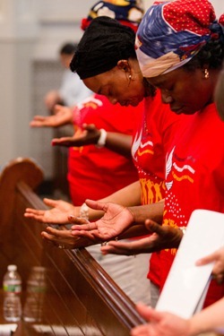 Members of the new ecclesial movement and realities celebrate the Pentecost Vigil with Cardinal Sean P. O’Malley at the Cathedral of Holy Cross May 26, 2012. Pilot photo/ Gregory L. Tracy