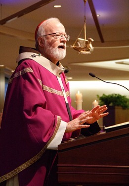 Pastoral Center Advent Mass, Dec. 20, 2012. Pilot photo/ Gregory L. Tracy