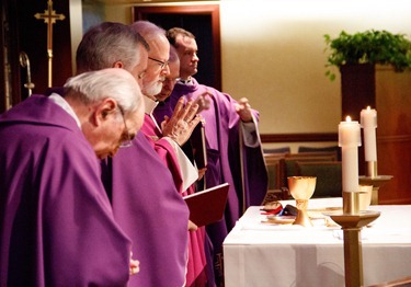 Pastoral Center Advent Mass, Dec. 20, 2012. Pilot photo/ Gregory L. Tracy