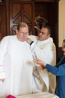 Episcopal ordination of Bishop Robert P. Deeley, Jan. 4, 2013 at the Cathedral of the Holy Cross. Pilot photo/ Gregory L. Tracy