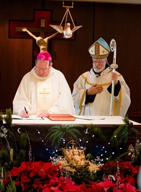 Mass including the Oath of Fidelity blessing of pontifical insignia of Bishop-elect Robert P. Deeley Jan. 2, 2013. Phot by Gregory L. Tracy, The Pilot